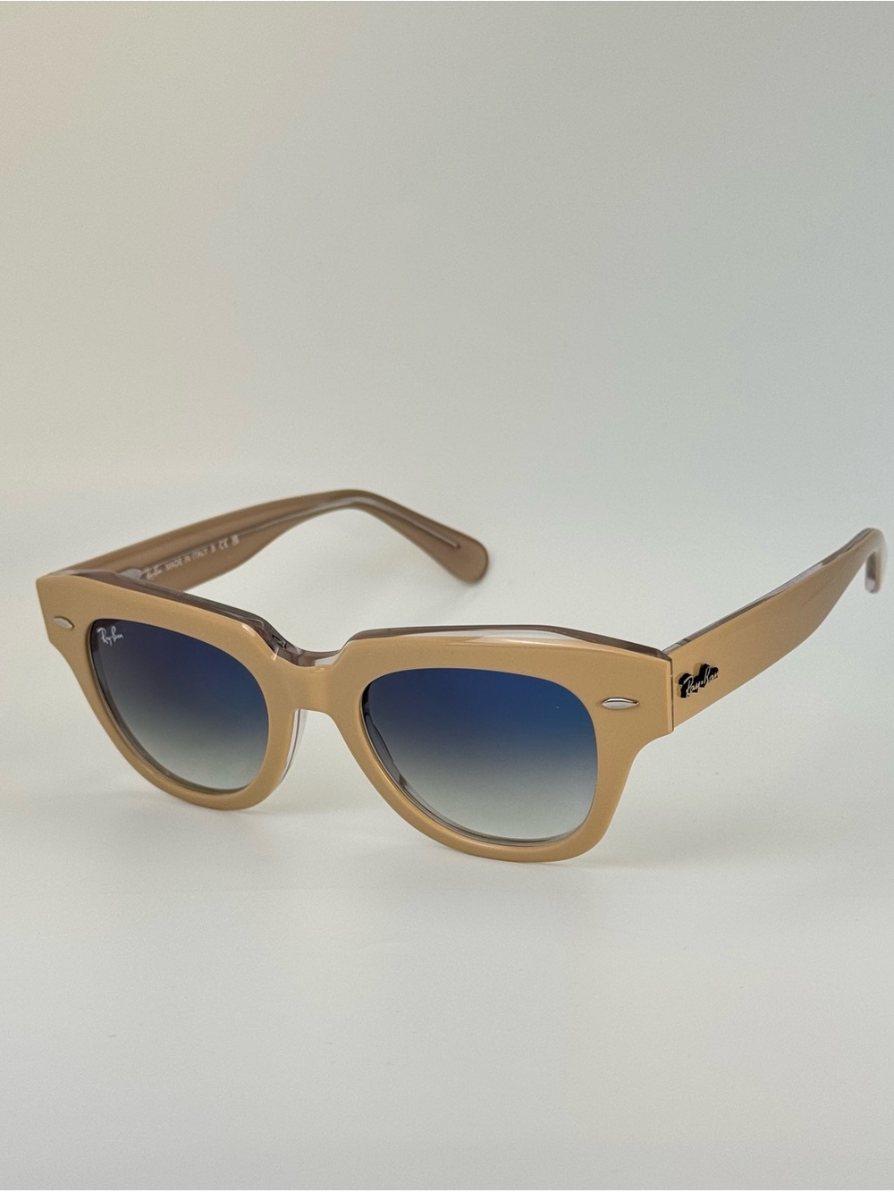 Ray-Ban RB2186 STATE STREET